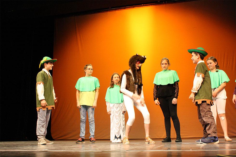 Schneewittchen - einmal anders 2 - Hermann-Ehlers-Schule Wiesbaden